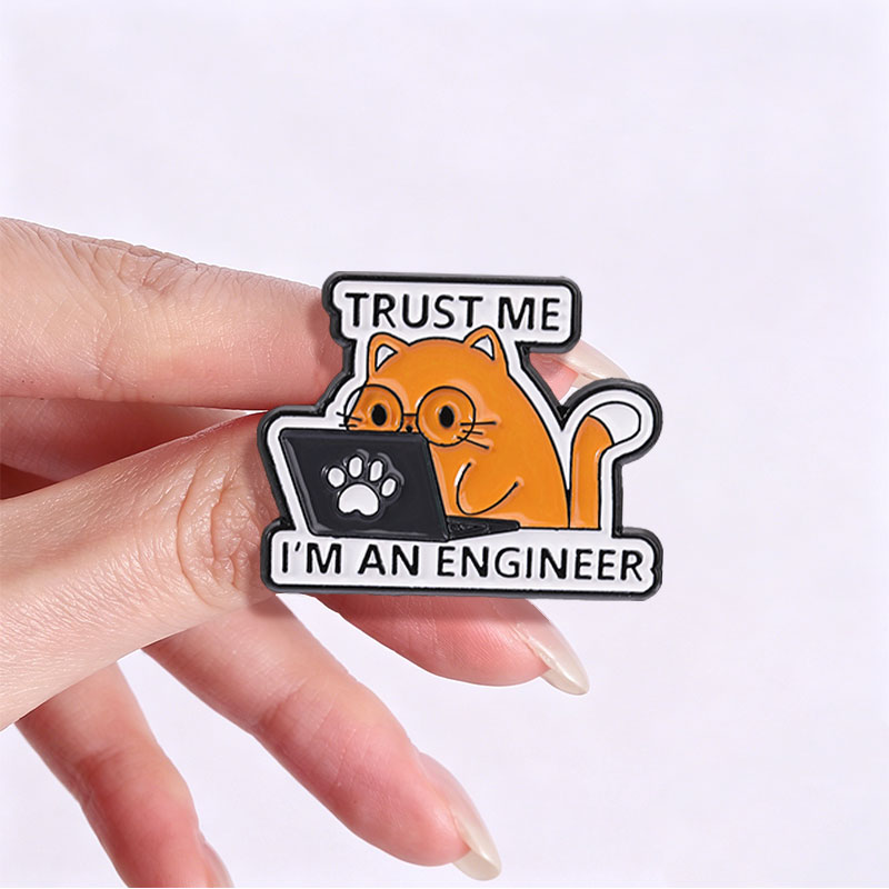 Broche émaillée « Je suis ingé - Tech Accessories Designer avis et prix