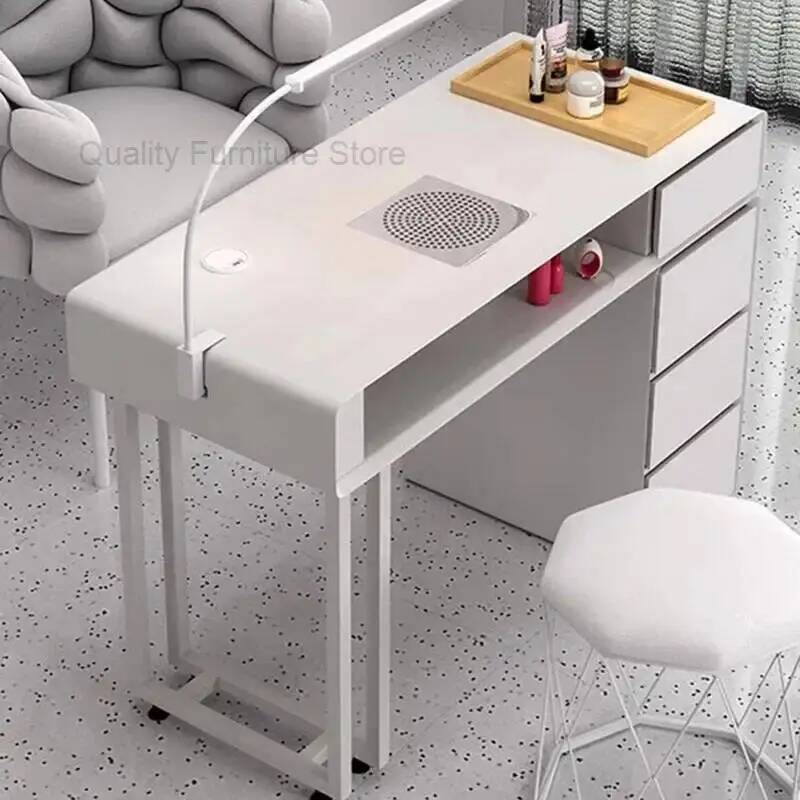 Table technique de styliste d' - Tech Accessories Designer avis et prix